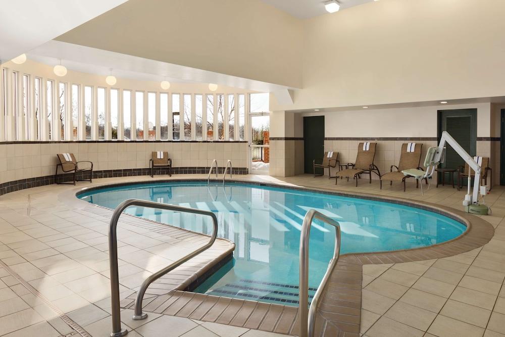 Spark By Hilton Woodbridge Exterior foto