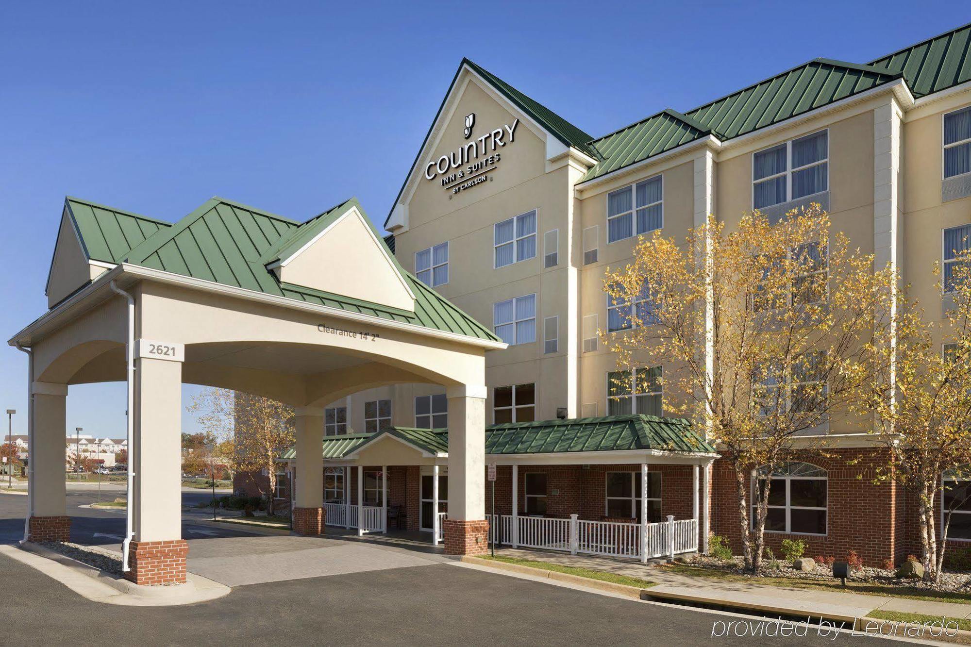 Spark By Hilton Woodbridge Exterior foto